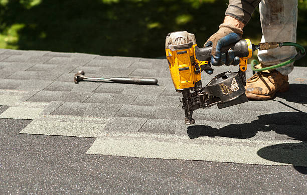 Best Commercial Roofing Services  in Lincoln Center, KS